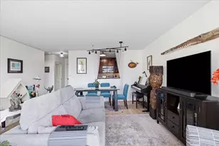 33 W Delaware Pl, Chicago, IL 60610 - Photo 5