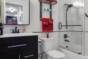 33 W Delaware Pl, Chicago, IL 60610 - Photo 15