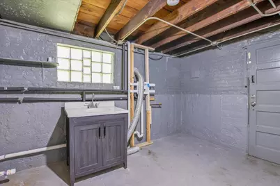 9824 S Escanaba Avenue, Chicago, IL 60617 - Photo 29