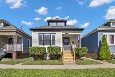 9824 S Escanaba Avenue, Chicago, IL 60617 - Photo 1