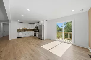 17691 Devon Dr, Country Club Hills, IL 60478 - Photo 5