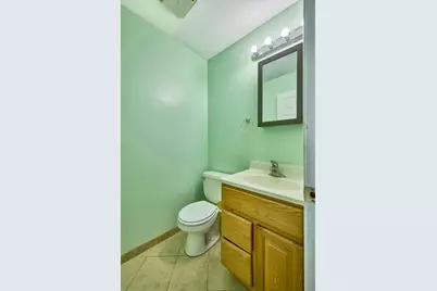 593 Iroquois Trail, Carol Stream, IL 60188 - Photo 7