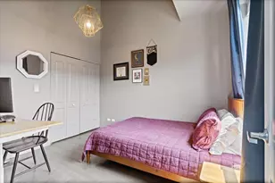 2513 N Milwaukee Ave, Chicago, IL 60647 - Photo 17