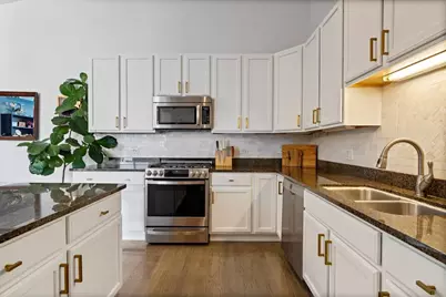 2513 N Milwaukee Avenue #3N, Chicago, IL 60647 - Photo 5