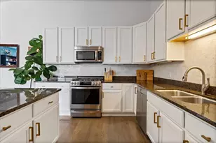 2513 N Milwaukee Ave, Chicago, IL 60647 - Photo 5