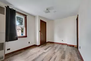2858 W 38th Pl, Chicago, IL 60632 - Photo 29