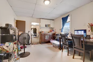 2858 W 38th Pl, Chicago, IL 60632 - Photo 5