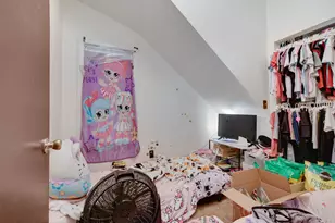 2858 W 38th Pl, Chicago, IL 60632 - Photo 9