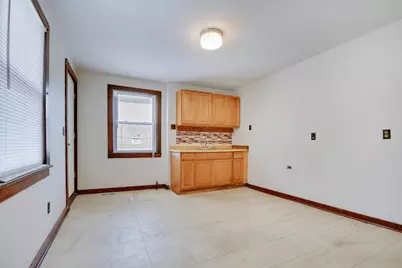 2858 W 38th Place, Chicago, IL 60632 - Photo 23