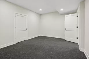 498 W 3rd Ave, Elmhurst, IL 60126 - Photo 33