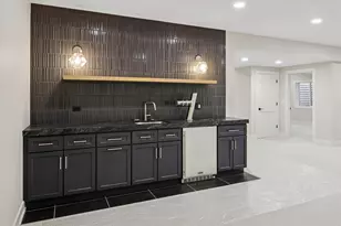 498 W 3rd Ave, Elmhurst, IL 60126 - Photo 29