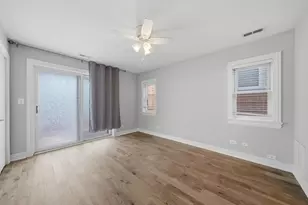 2527 W Harrison St, Chicago, IL 60612 - Photo 17