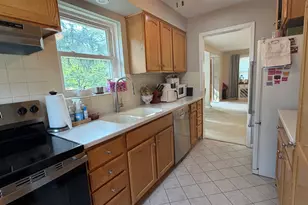235 Nordica Ave, Glenview, IL 60025 - Photo 7