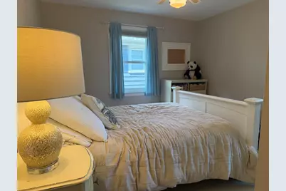 235 Nordica Avenue, Glenview, IL 60025 - Photo 13
