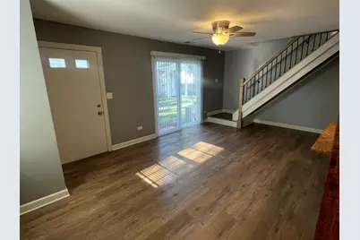 1202 Spur Court, Wheeling, IL 60090 - Photo 3