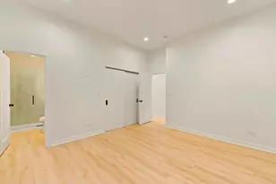 538 N Trumbull Ave, Chicago, IL 60624 - Photo 9