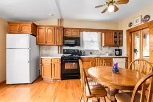 2819 Commercial Ave, South Chicago Heights, IL 60411 - Photo 13