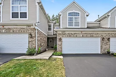 11044 72nd Street, Indian Head Park, IL 60525 - Photo 1