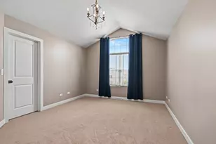 11044 72nd St, Indian Head Park, IL 60525 - Photo 15