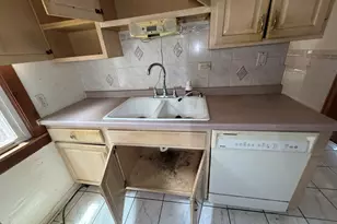 8839 S Throop St, Chicago, IL 60620 - Photo 7