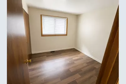 18149 Ravisloe Terrace, Country Club Hills, IL 60478 - Photo 7