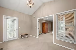 445 Kelly Ln, Crystal Lake, IL 60012 - Photo 15