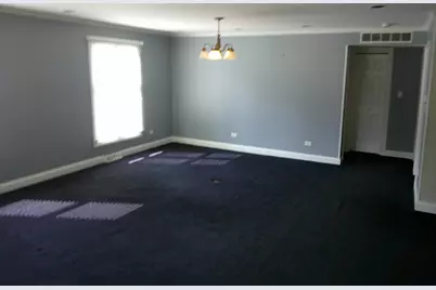1433 Oakwood Drive, Dekalb, IL 60115 - Photo 9