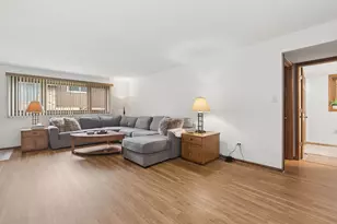 15208 Royal Foxhunt Rd, Orland Park, IL 60462 - Photo 25
