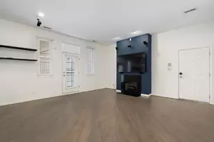 1761 W Morse Ave, Chicago, IL 60626 - Photo 5