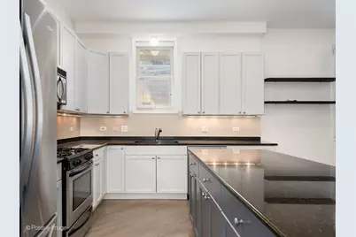 1761 W Morse Avenue #GS, Chicago, IL 60626 - Photo 11