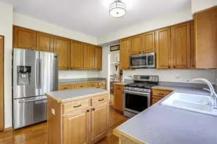 1081 Westfield Way, Mundelein, IL 60060 - Photo 7