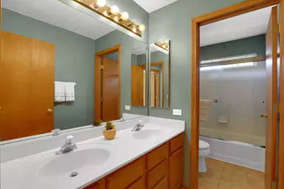 1081 Westfield Way, Mundelein, IL 60060 - Photo 17