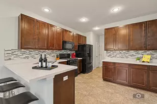 3806 Pratt St, Plano, IL 60545 - Photo 13