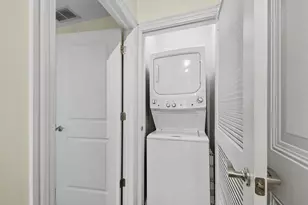 1624 W Grace St, Chicago, IL 60613 - Photo 17