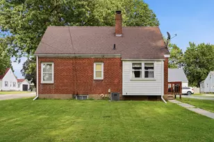 1315 7th Ave, Sterling, IL 61081 - Photo 9