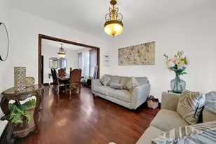 3353 W 60th St, Chicago, IL 60629 - Photo 5