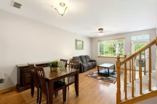 7411 Grandview Ct, Carpentersville, IL 60110 - Photo 9