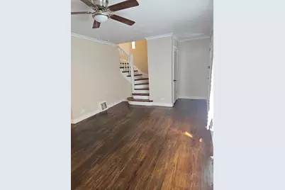 10638 S Eberhart Avenue, Chicago, IL 60628 - Photo 3