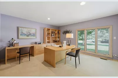 8416 Evergreen Lane, Darien, IL 60561 - Photo 17