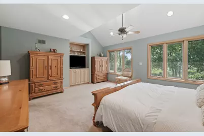 8416 Evergreen Lane, Darien, IL 60561 - Photo 23