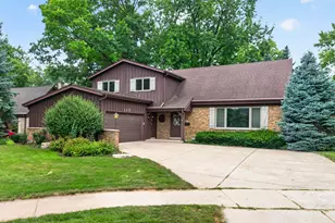 117 York Ct, Naperville, IL 60540 - Photo 1