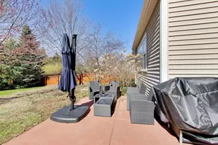2553 Lyman Loop, Yorkville, IL 60560 - Photo 47