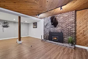 2403 Hacker Dr, Joliet, IL 60435 - Photo 21