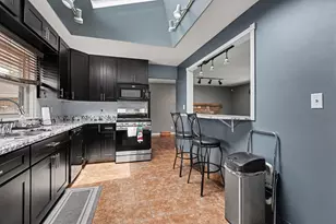 2403 Hacker Dr, Joliet, IL 60435 - Photo 11