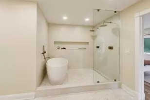 1899 Hilltop Ln, Bannockburn, IL 60015 - Photo 23