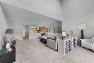 1354 W Byron Ave, Addison, IL 60101 - Photo 13
