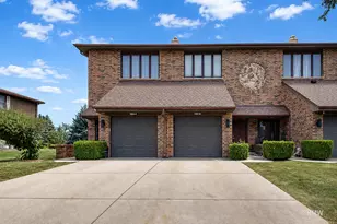 1354 W Byron Ave, Addison, IL 60101 - Photo 3