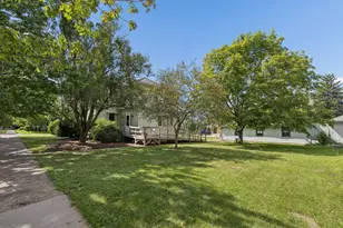 119 W North St, Geneseo, IL 61254 - Photo 5