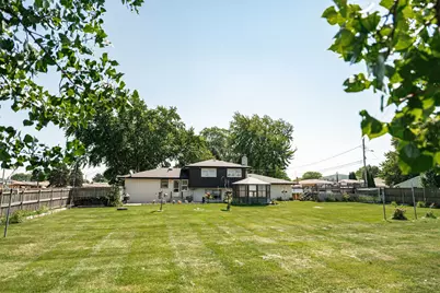 801 Memorial Drive, Calumet City, IL 60409 - Photo 41