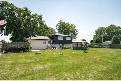 801 Memorial Drive, Calumet City, IL 60409 - Photo 43